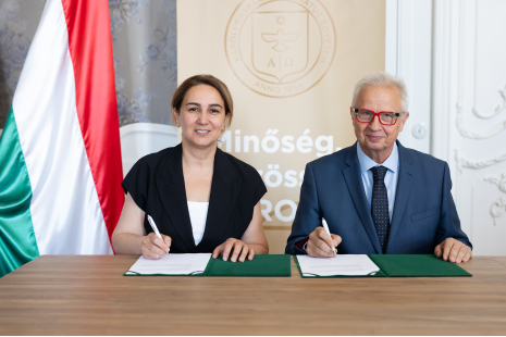 Cooperation Between Khazar University and Károli Gáspár University Expands